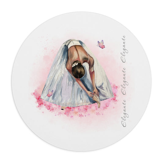 "Elegante Ballerina" Mouse Pad: Grace and Functionality for Your Workspace