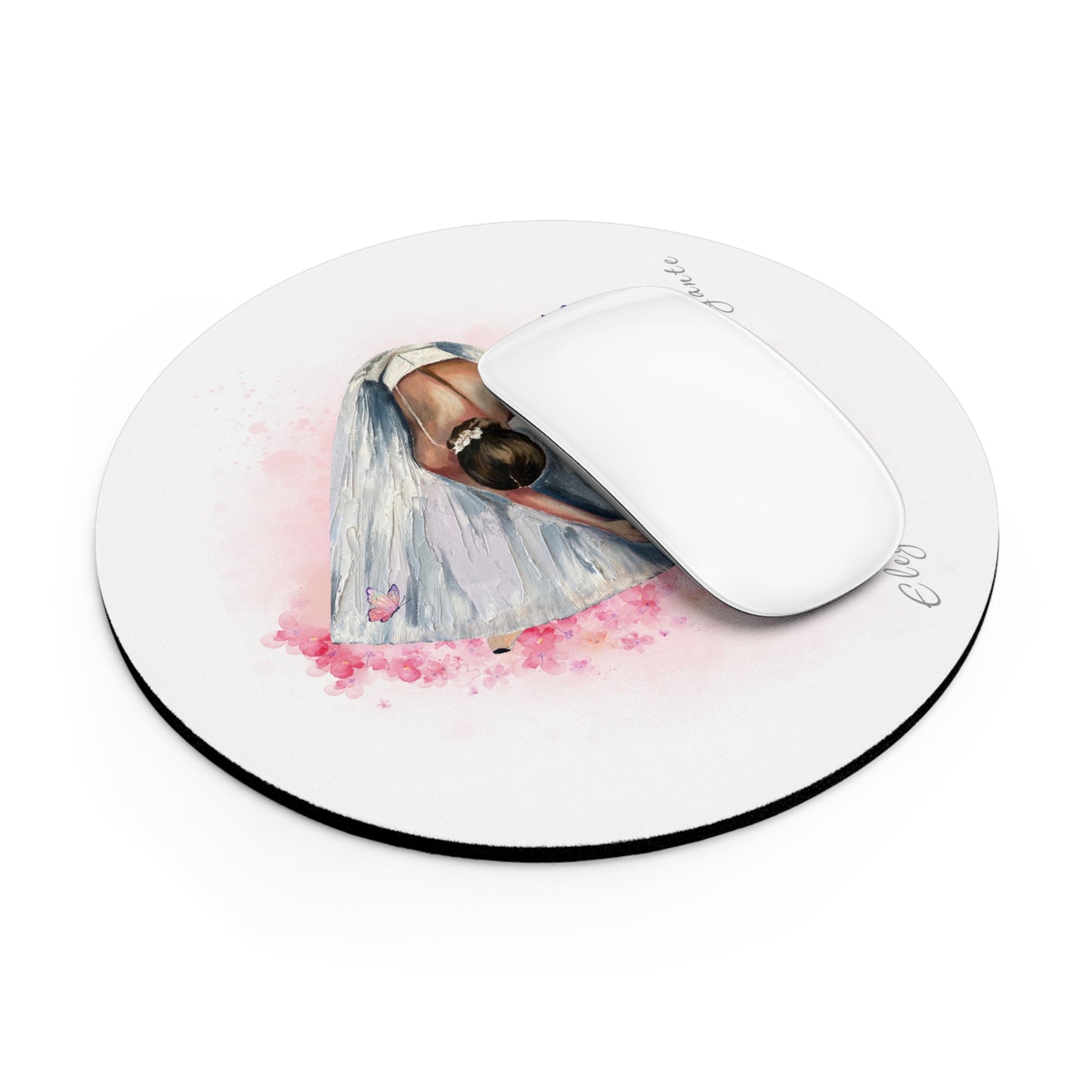 "Elegante Ballerina" Mouse Pad: Grace and Functionality for Your Workspace